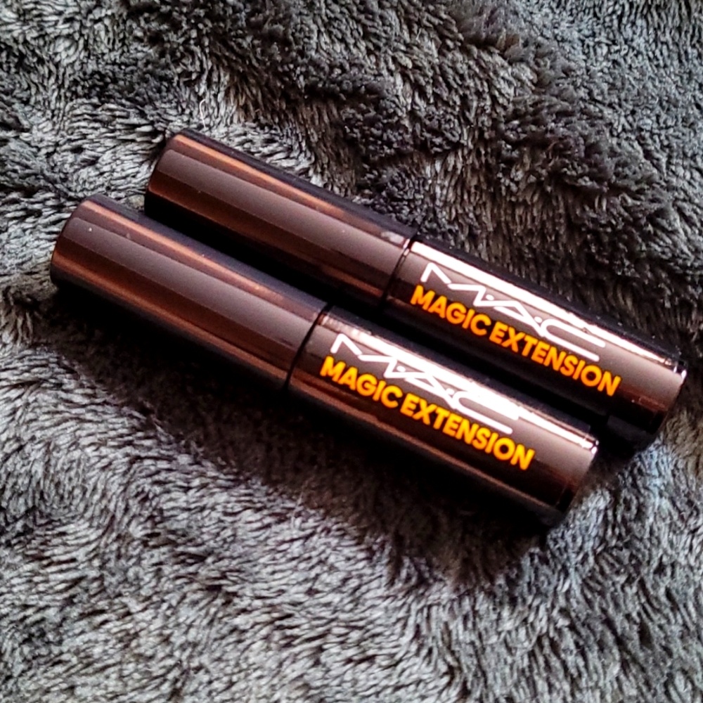 MAC mascara
